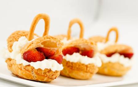 Strawberry Cream Puffs: A Berry Delight That’ll Puff Up Your Day
